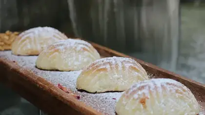 طريقة عمل معمول الجوز الأصلي