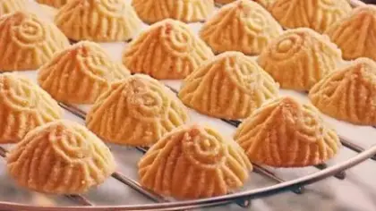 معمول السميد بزيت الزيتون
