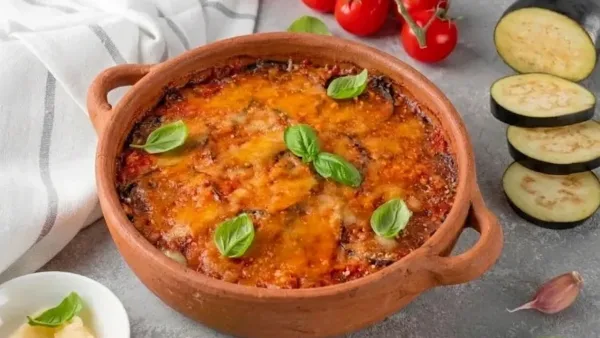 مسقعة الباذنجان مناسبة للرجيم