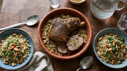 رقاب الخروف المحشية بالأرز والفريكة