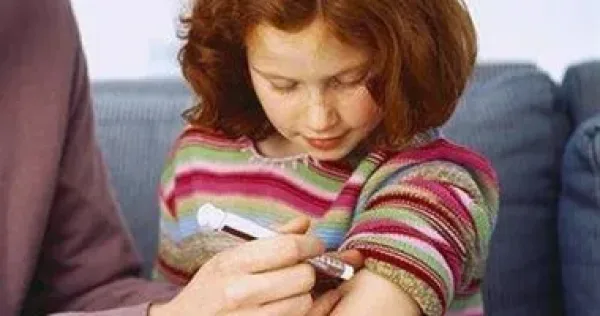 سكري وكوليسترول الأطفال: أسباب ومخاطر نمط الحياة