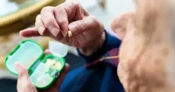 تقليل الأدوية غير الضرورية لتعافي كبار السن