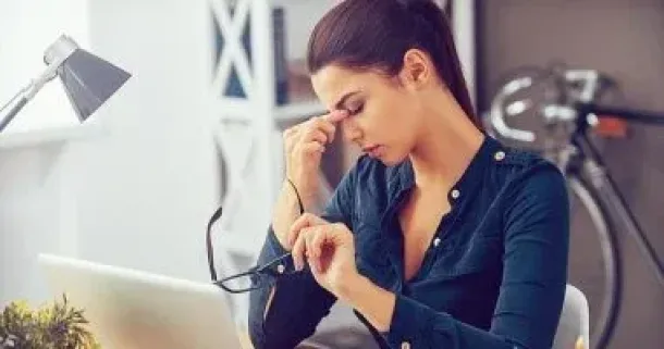 العمل الهجين والصحة النفسية للمرأة