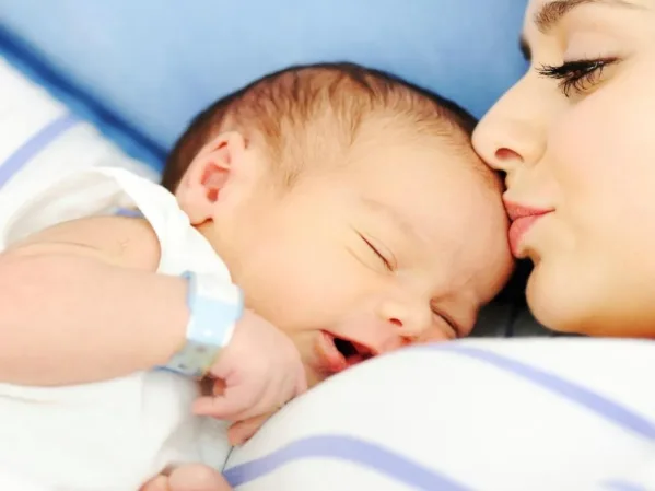 تفسير حلم إنجاب ولد للمرأة المتزوجة ودلالاته