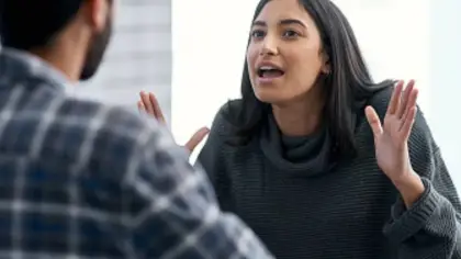 تفسير رؤية خيانة الزوجة لزوجها في المنام