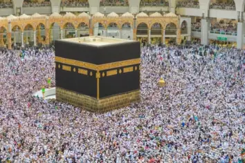 تفسير رؤية العمرة في المنام للفتاة العزباء