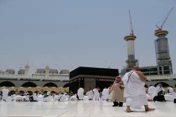 تفسير رؤية الذهاب للعمرة في المنام للحامل