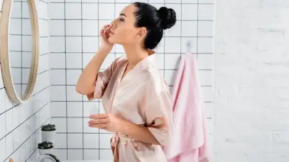 تفسير رؤية الاستحمام في المنام ودلالاته