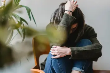 تفسير رؤية الحرباء في المنام للمرأة المتزوجة