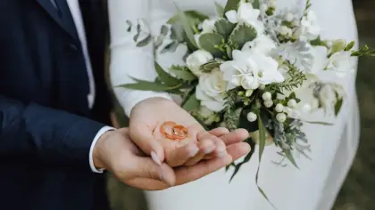 تفسير حلم الزواج للرجل من امرأة مجهولة