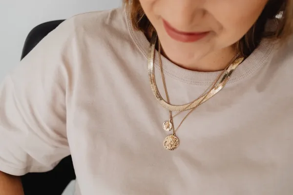 تفسير رؤية السلسلة الذهبية في المنام
