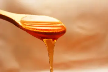 دلالات أكل العسل في المنام وتفسيراته