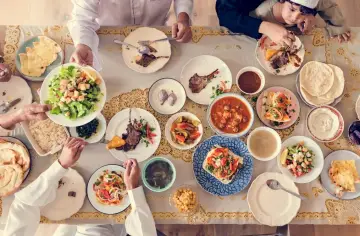 تفسير حلم عزومة إفطار رمضان ودلالاته النفسية