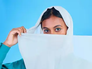 تفسير رؤيا إعطاء الطرحة في المنام