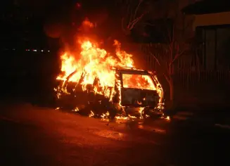 تفسير رؤيا احتراق السيارة في الحلم