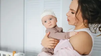 تفسير رؤيا ولادة ذكر للمتزوجة التي لم تحمل
