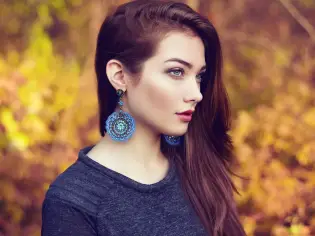 دلالات أقراط الأذن في المنام وتفسيراتها