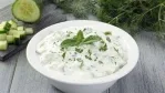 سلطة الزبادي بالخيار: فوائدها وطريقة تحضيرها
