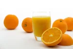 عصير البرتقال: فوائده ومخاطره الصحية