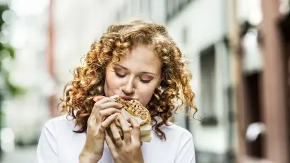 الأطعمة فائقة المعالجة وعلاقتها بخطر الخرف