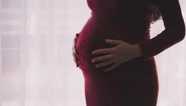 جين جديد يعزز خصوبة النساء في منتصف العمر