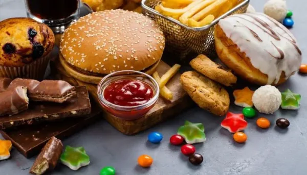 أضرار الوجبات السريعة على الصحة