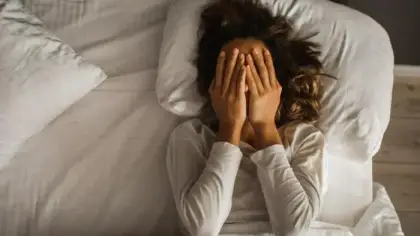 التفكير الزائد قبل النوم: أسبابه وطرق علاجه