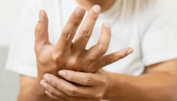 علاقة ميكروبات الأمعاء بمرض باركنسون