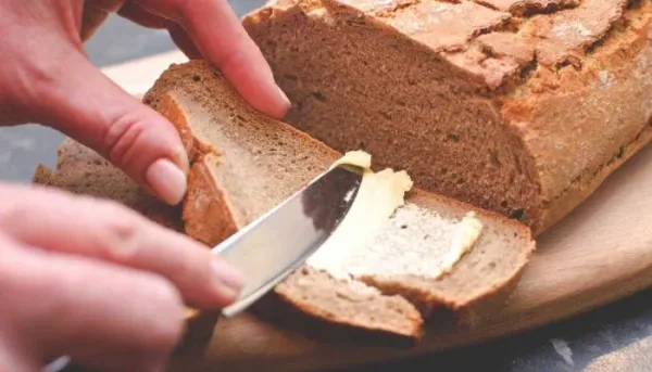 استبدال الدهون المشبعة بالزيوت النباتية لصحة القلب