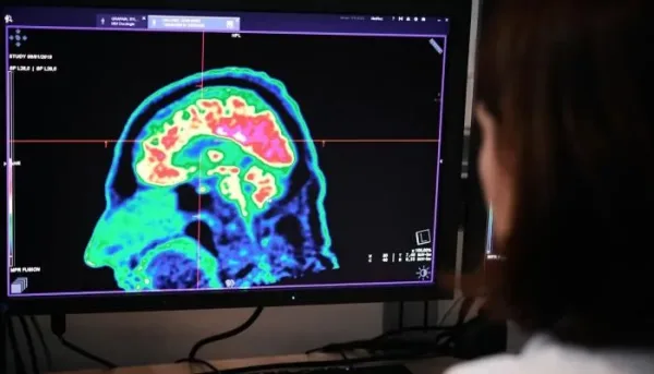 الهاتف المحمول وسرطان الدماغ: نتائج مراجعة منظمة الصحة العالمية