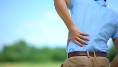 الاكتئاب وآلام أسفل الظهر: العلاقة والأسباب