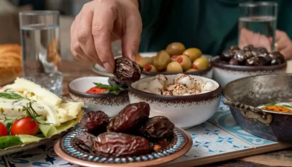 نصائح صحية لصيام رمضان متوازن وآمن