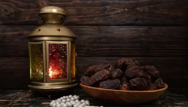 تقليل السكر في رمضان: فوائد صحية للصائم