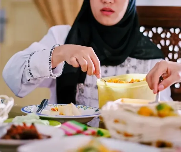 صيام رمضان لمرضى جراحة السمنة: إرشادات وتحديات