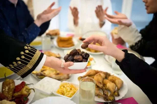 صيام رمضان وتأثيره على تنظيف خلايا الجسم