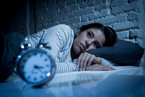 تقنية حركة العين لتهدئة العقل وعلاج الأرق