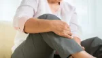 حيلة الجوارب لتخفيف أعراض تململ الساقين