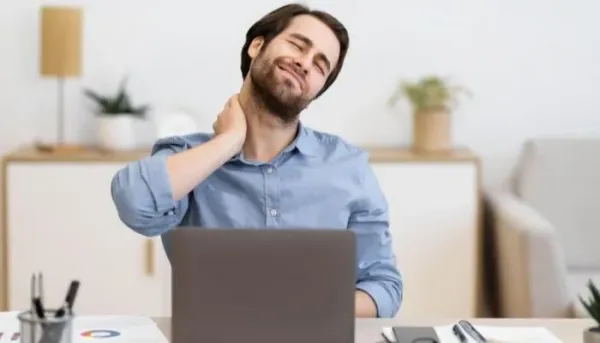 أضرار الجلوس الطويل وفوائد تقليل وقت الجلوس
