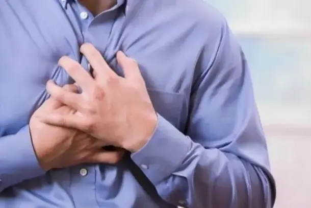 تأثير الأدوية الحديثة لإنقاص الوزن على تحسين نتائج مرضى قصور القلب وتقليل المخاطر الصحية المرتبطة به.