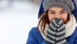 لماذا تشعر النساء بالبرودة أكثر من الرجال؟