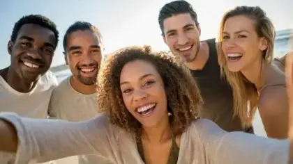 الضحك المعدي: أسبابه وفوائده الصحية