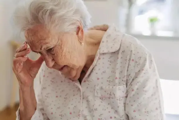 أعراض الخرف المبكرة