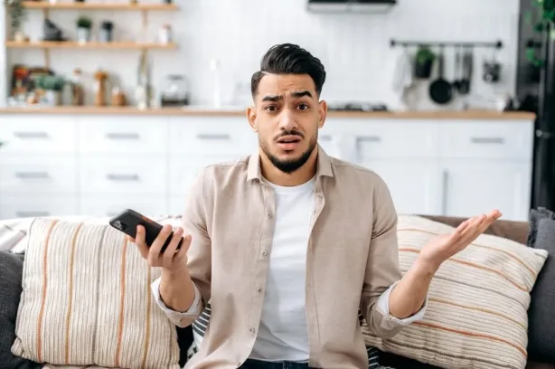 متلازمة الاهتزاز الوهمي: أسبابها وأعراضها وعلاجها