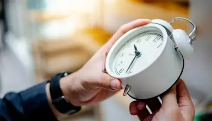 تأثير التوقيت الشتوي والصيفي على ساعة الجسم البيولوجية