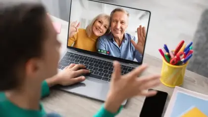 تعزيز التواصل بين الأجداد والأحفاد: نصائح عملية