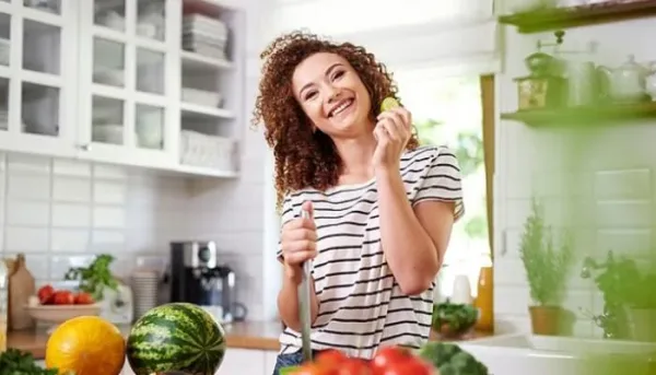 تقليل السعرات الحرارية لصحة الدماغ وطول العمر