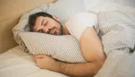 النوم المبكر قبل رمضان: ضبط الساعة البيولوجية