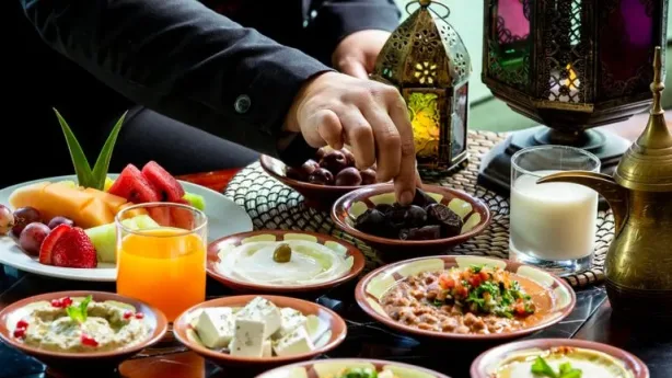 نصائح لتقليل الجوع أثناء الصيام في رمضان