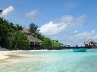 دليل السفر والسياحة إلى جزر المالديف