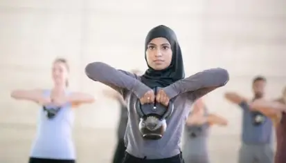 دراسة: السهر في رمضان يقلل من فوائد النشاط البدني